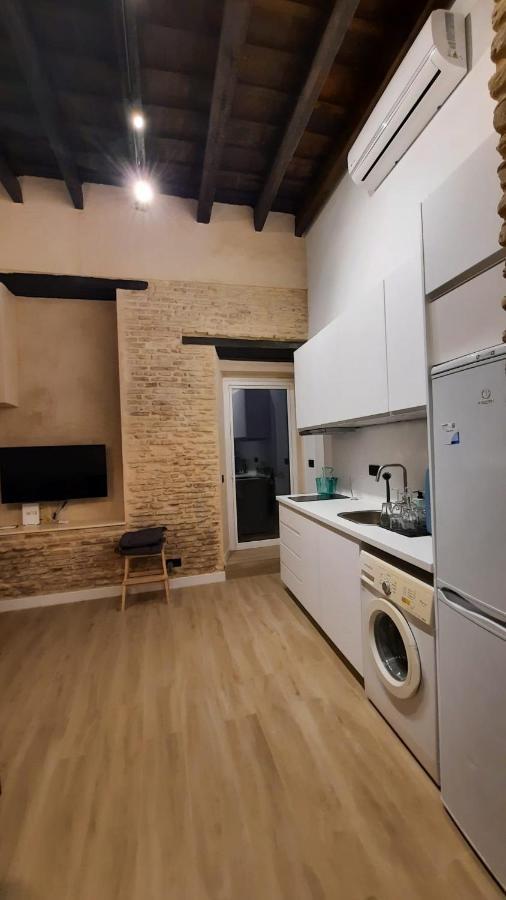 Carmona&House Apartman Sevilla Kültér fotó